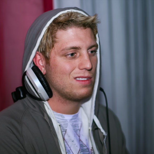 Pink-door-nightlife-photo-shoot-Feb-3-2008-in-Louisville-ky-by-Louisville-nightlife-photographer-Beachmonkey