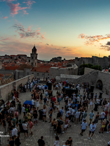 Dubrovnik Photographer at project Cercle at Club Revelin on August 5th, 2021 in Dubrovnik, Croatia ﻿Separator ﻿ Photos by Dubrovnik Nightlife photographer Beachmonkey