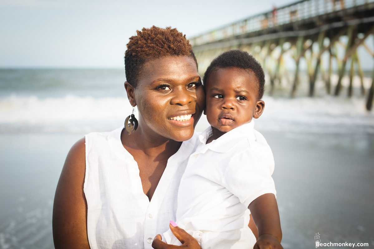 Mother and child at A family photo shoot in Myrtle Beach, SC at Myrtle Beach State Park with Eric's family by Slava of beachmonkey photography, a family photographer July 2022