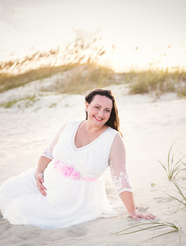A maternity Beach photo shoot in Myrtle Beach, SC USA with Zlata's family by Slava of beachmonkey photography, a maternity photographer on September 4th 2022