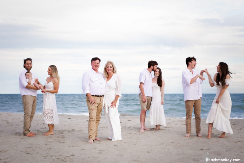 Family photo shoot in North Myrtle Beach with Dawn's family