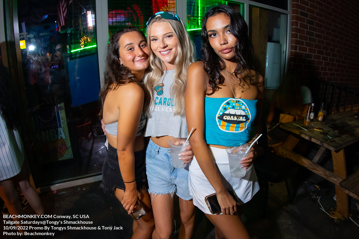 three hot girls at Tongys Shmackhouse for Tailgate Saturdays Sept 10th 2022 in Conway, SC USA photos by Myrtle Beach photographer Beachmonkey