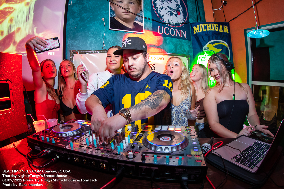DJ Tony Jack surrounded by hot girls at Tongy's Shmackhouse for Thurday Nights September 1st 2022 in Conway, SC USA photos ﻿Separator ﻿ by Myrtle Beach photographer Beachmonkey