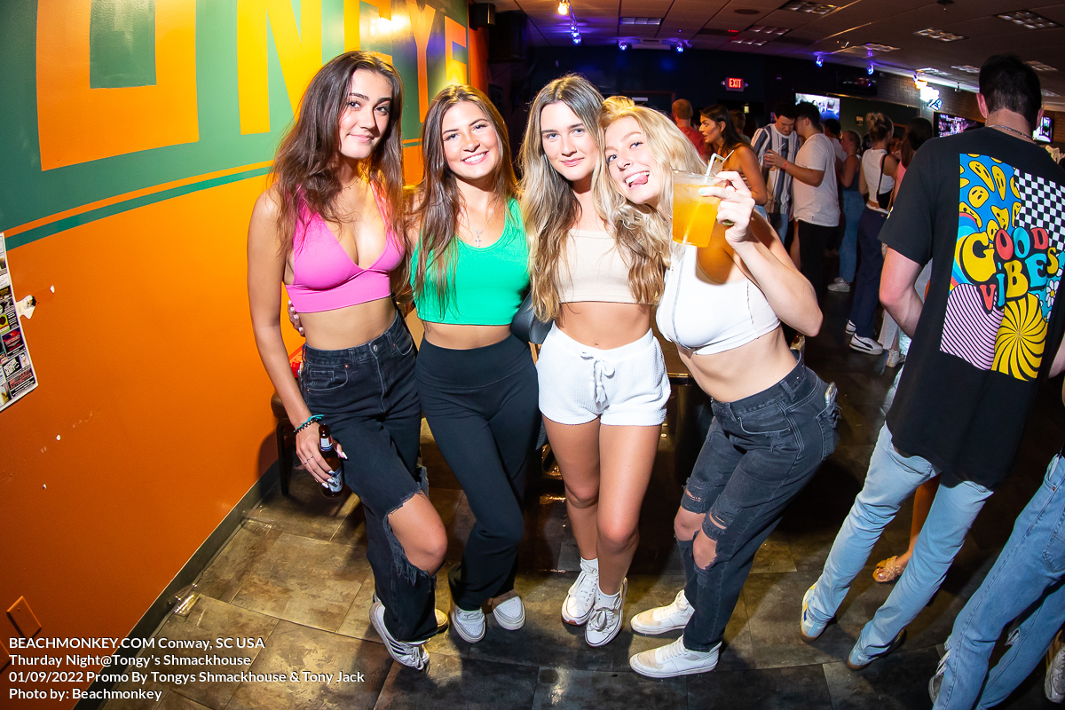 four pretty college girls at Tongys Shmackhouse for Thursday night on Sept 1st 2022 in Conway, SC USA photos  by Myrtle Beach photographer Beachmonkey