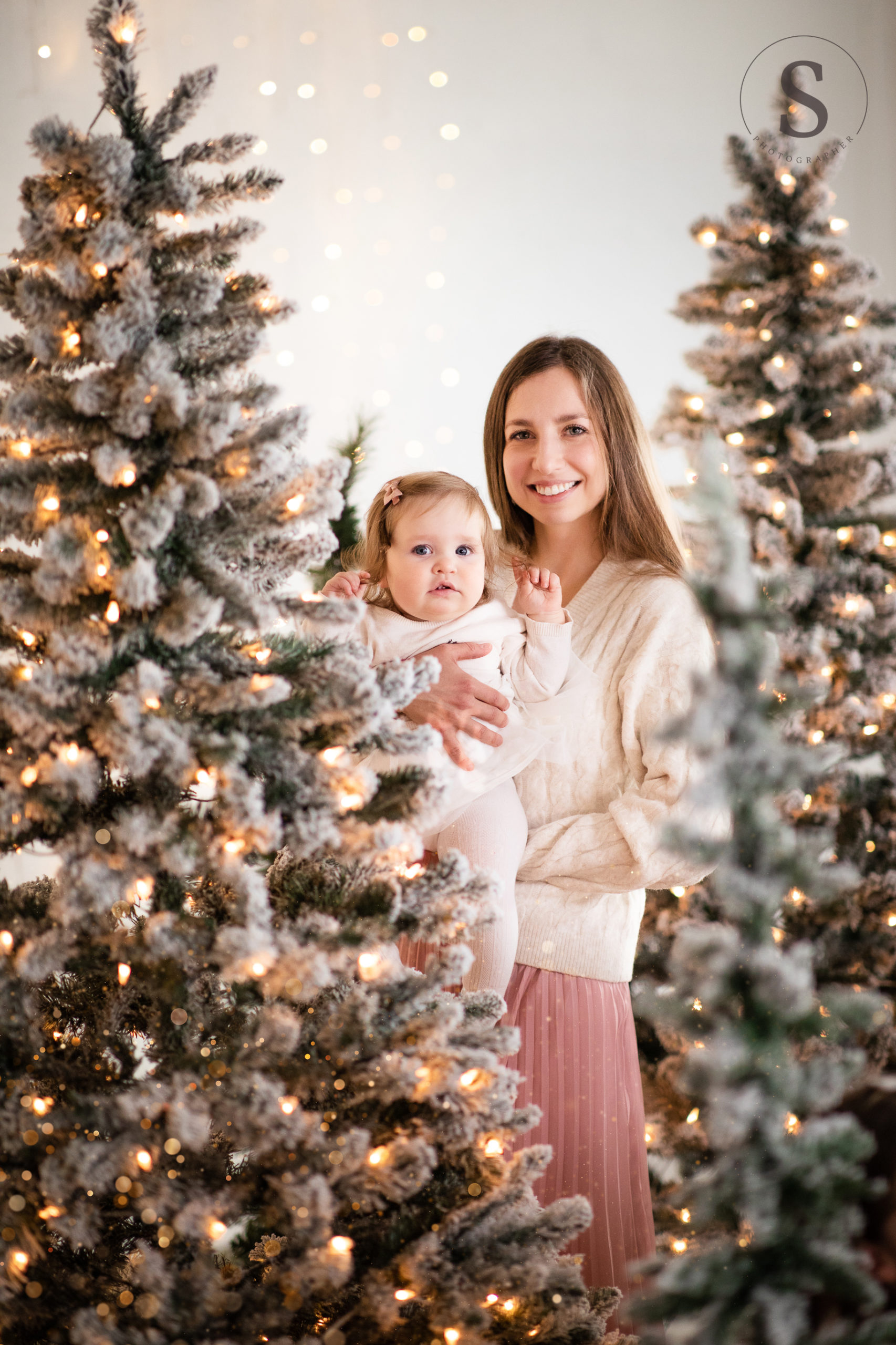 Myrtle Beach Christmas mini session 2022 photo by Myrtle Beach Photographer Slava