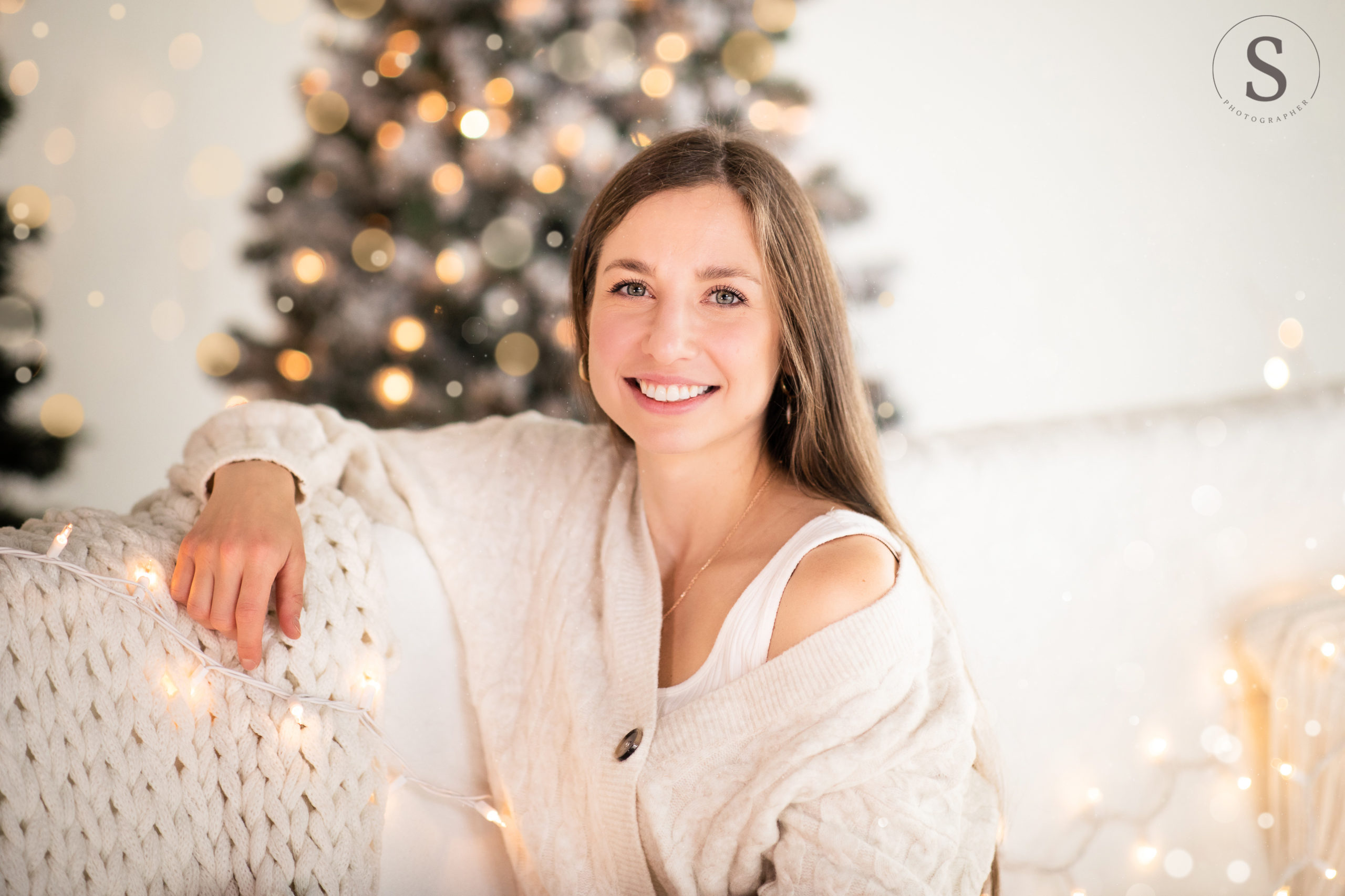 Myrtle Beach Christmas mini session 2022 photo by Myrtle Beach Photographer Slava