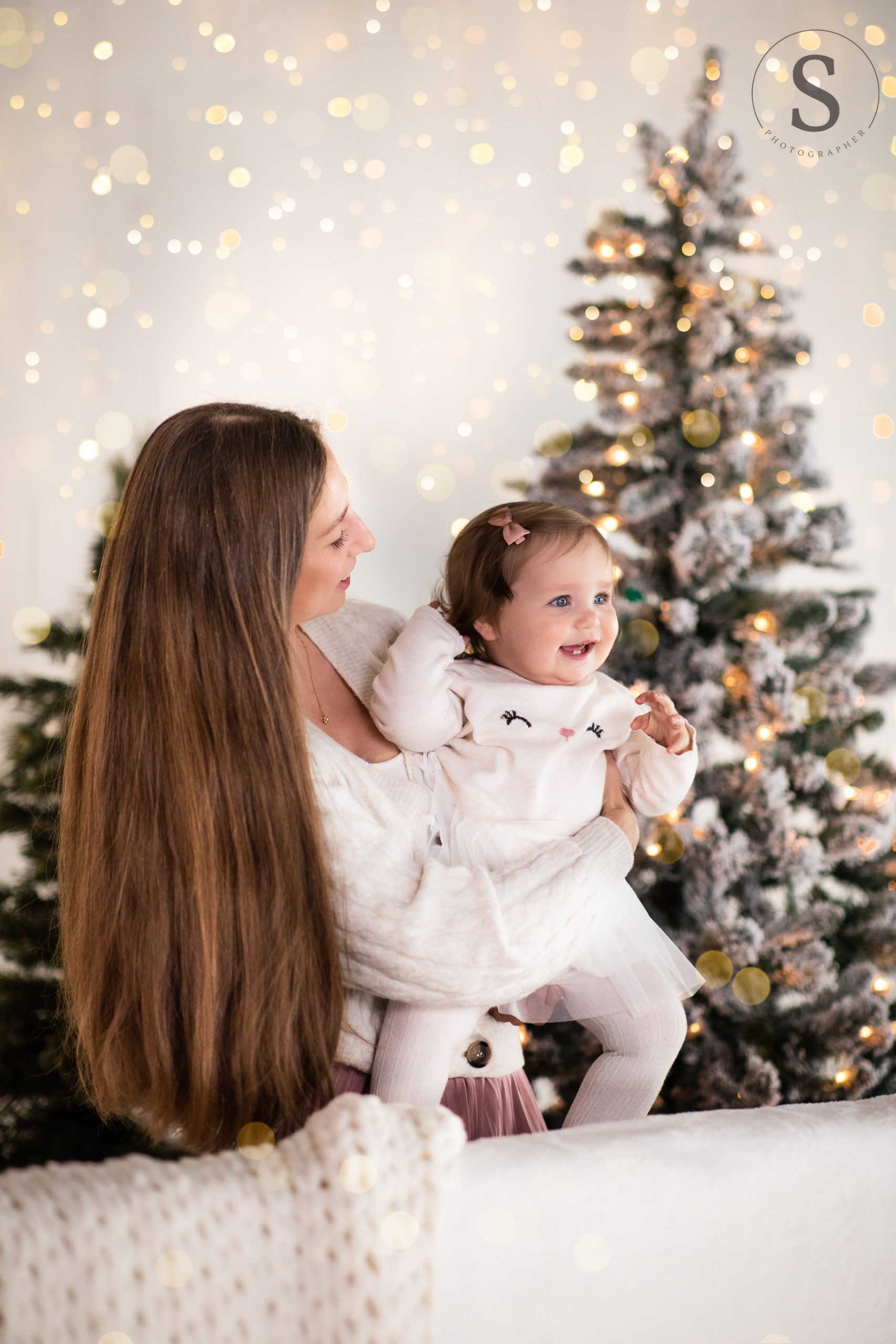 Myrtle Beach Christmas mini session 2022 photo by Myrtle Beach Photographer Slava